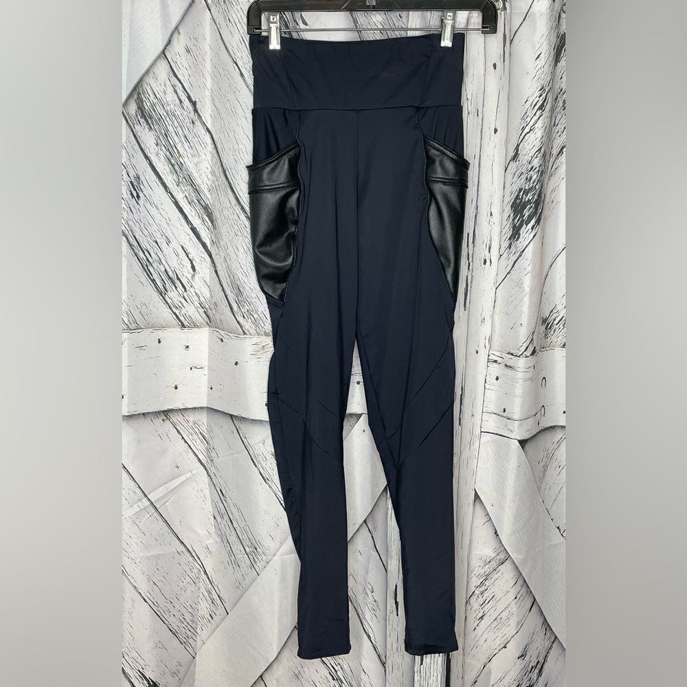 FUNARI LEGGINGS w/FAUX LEATHER POCKETS Size S